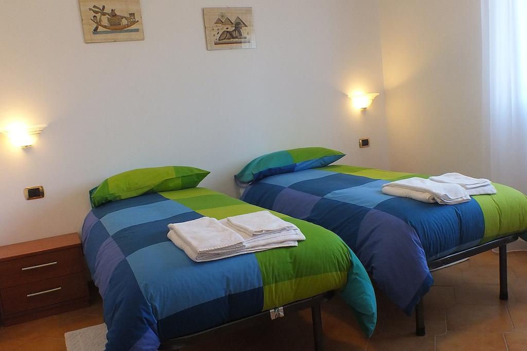 Acero Rosso Appartement Bellagio Kamer foto